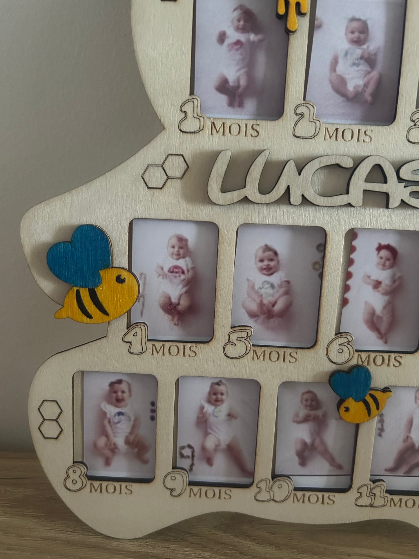 Cadre photo “Première année de bébé” en bois personnalisé