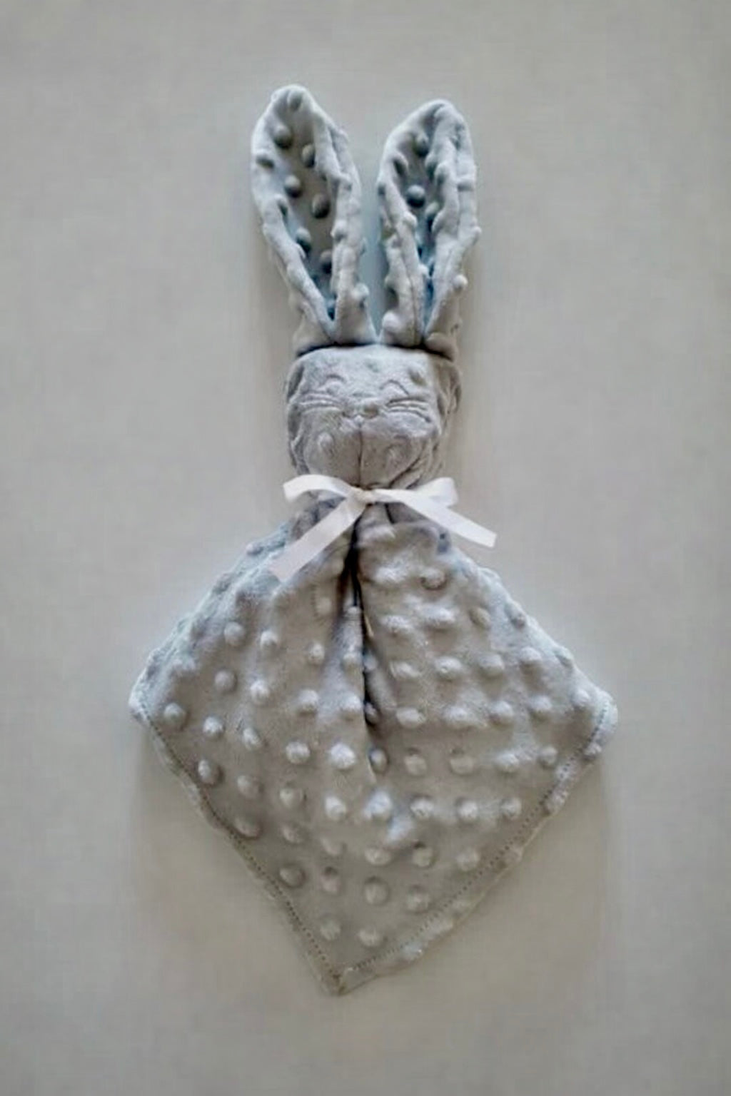 Doudou Lapin Personnalisé – Prénom Floqué Ô cadeau unique