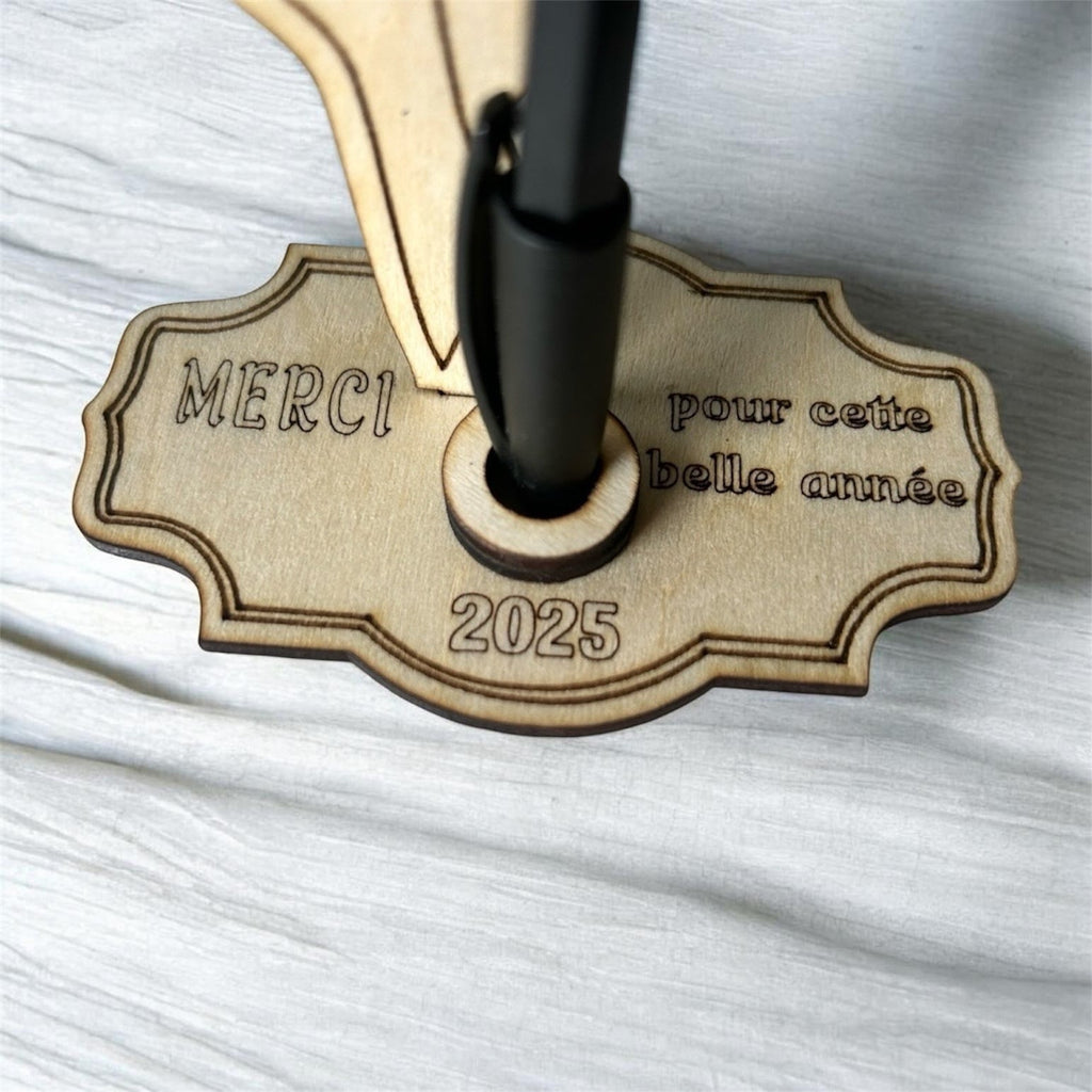 ✨ – Cadeau personnalisé en bois (message & nom au choix) Ô cadeau unique
